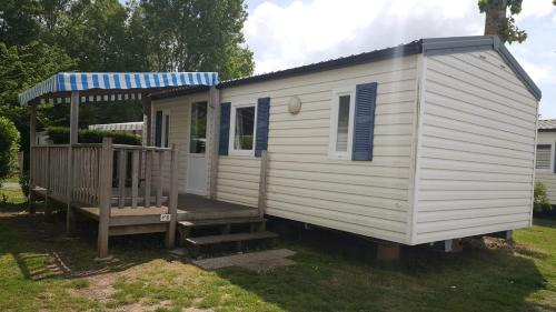 Imagen de la galería de Mobile Home sleeps 4, en Monsec