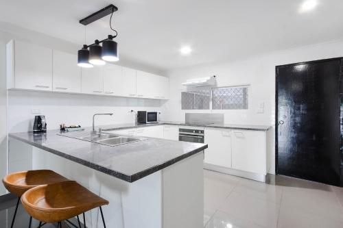 Kuchyň nebo kuchyňský kout v ubytování Citi Serviced Apartments - Gaba Place