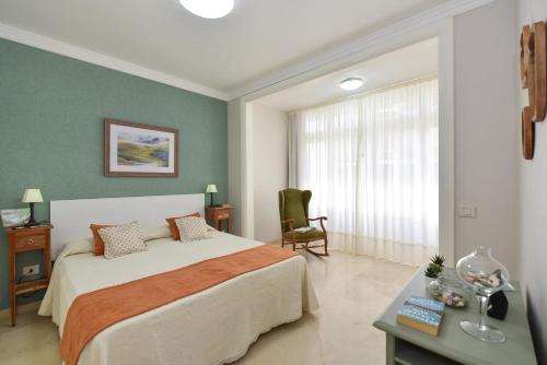 Las Canteras Kant by Villagrancanaria