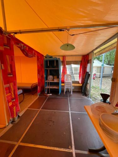 Photo de la galerie de l'établissement Camping Le Soleil, à La Rochelle