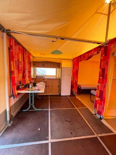 Photo de la galerie de l'établissement Camping Le Soleil, à La Rochelle