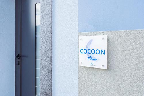 Certifikát, hodnocení, plakát nebo jiný dokument vystavený v ubytování Cocoon House