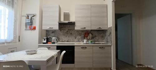 Kuchyň nebo kuchyňský kout v ubytování Onda Marina 2