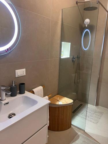 Ένα μπάνιο στο Lux Retreat
