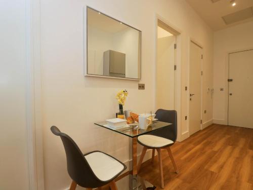 Coin salon dans l'établissement Flat 53