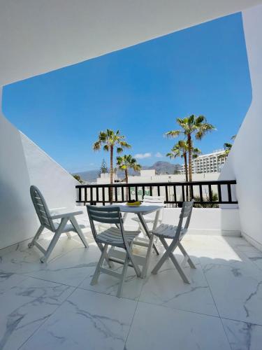 Parque Santiago II Fabulous 1 bedroom duplex