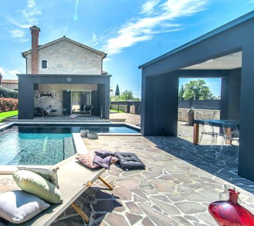 Villa Ventura Royal by Kompas Villas