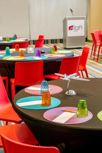 Aloft Panamaにあるビジネスエリアまたは会議室