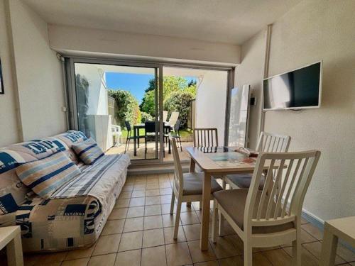 Appartement T2 à Quiberon avec Piscine, Jardin et Animaux Acceptés - FR-1-478-308