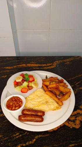 Φαγητό σε αυτό το διαμέρισμα ή κάπου εκεί κοντά