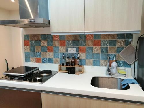Η κουζίνα ή μικρή κουζίνα στο Azure residence stay cation long term