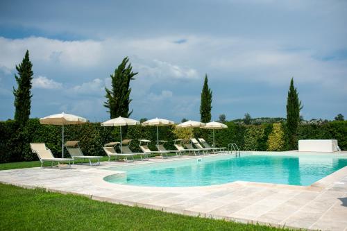 Bazén v ubytování Le Colombaie Country Resort nebo v jeho okolí