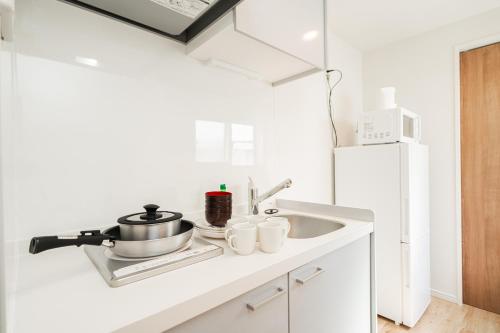 Near Waseda University Year-end promotion Shinjuku 401 Great Location 2 mins to Station New Building Max for 6 people