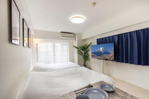 20 minutes by Haneda Airport train 3-minute walk from Kamata Station Direct access to Tokyo, Yokohama, Ueno