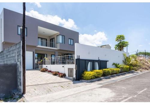 Grand Baie Luxury 5BR Villa with Private Pool