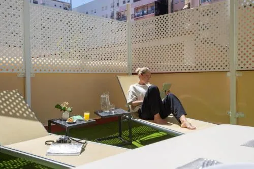 SingularStays Palau de la Musica Lofts photo 56