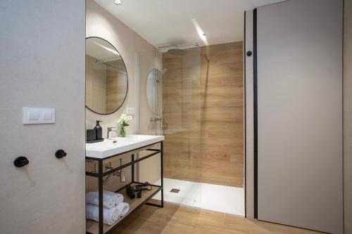 SingularStays Palau de la Musica Lofts photo 109