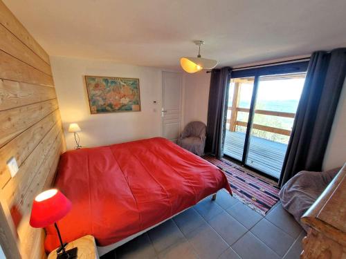 Photo de la galerie de l'établissement Chalet rénové pour 9 pers avec animaux admis, St Michel de Chaillol - FR-1-393-132, à Saint-Michel-de-Chaillol