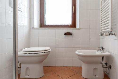 Un baño de B and B 7 Camini