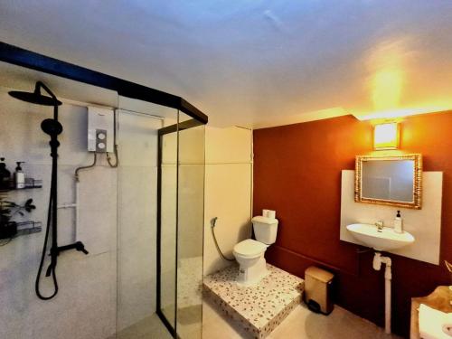 Ένα μπάνιο στο Mettā Guesthouse Kampot