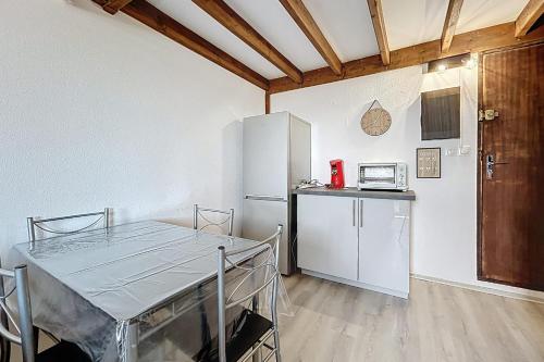 Photo de la galerie de l'établissement Le Rivage - Appartement avec piscine et vue mer, à Saint Pierre La Mer