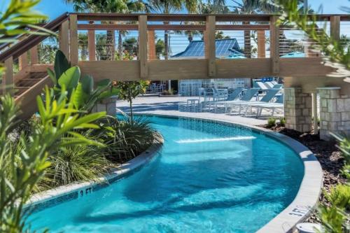 Luxurious 5BR w Pool, Spa, Game Room & BBQ Grill photo 57