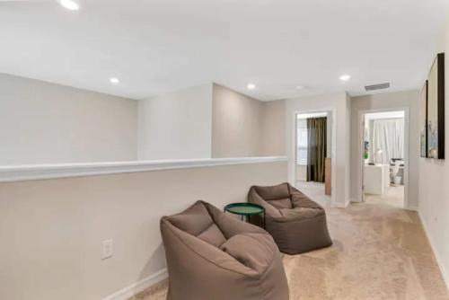 Luxurious 5BR w Pool, Spa, Game Room & BBQ Grill photo 29