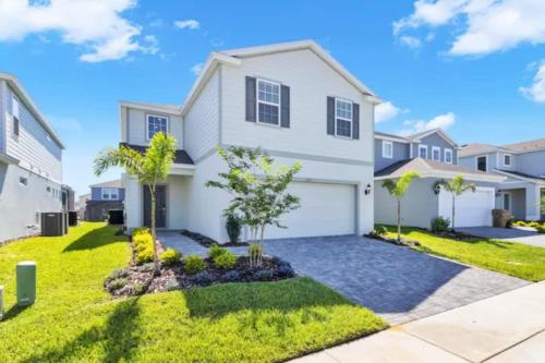 Luxurious 5BR w Pool, Spa, Game Room & BBQ Grill photo 31