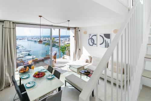 243-Fully Renovated-Puerto Banus Marbella Front Line Penthouse