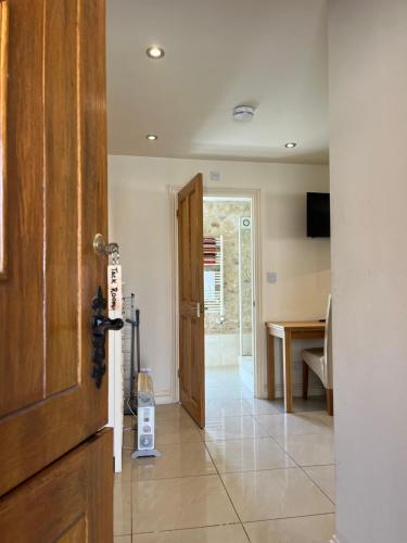 Μια τηλεόραση ή/και κέντρο ψυχαγωγίας στο Hills Farm Stays