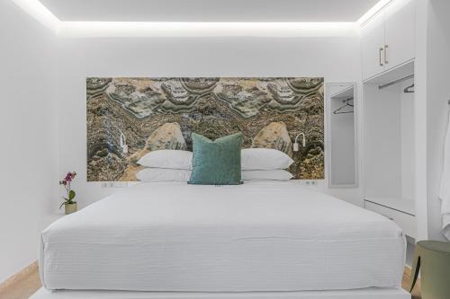 Кровать или кровати в номере VILLA K, Boutique Hotel