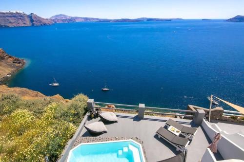 Luxury Santorini Villa Hidden Gem Villa Private Pool Sea & Caldera View