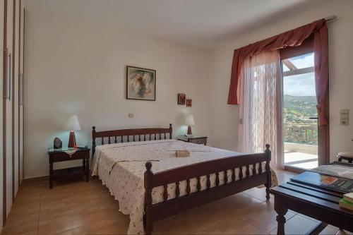 Posteľ alebo postele v izbe v ubytovaní Superior Crete Villa Villa Nikos Two-Bedroom Villa Private Pool Rethymnon
