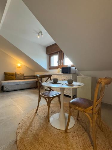 Posezení v ubytování Sweet Village Apartment