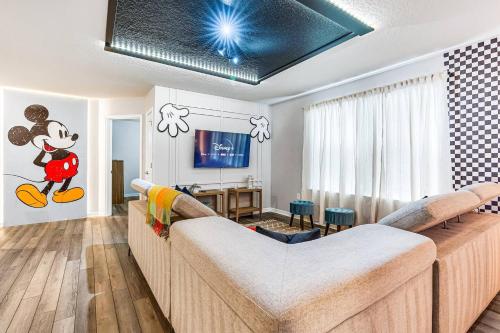 Unwind in Your 5-Bedroom Oasis photo 28