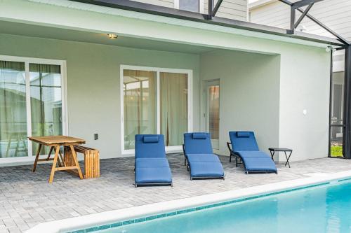 Unwind in Your 5-Bedroom Oasis photo 43