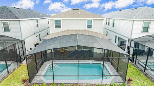 Unwind in Your 5-Bedroom Oasis photo 51