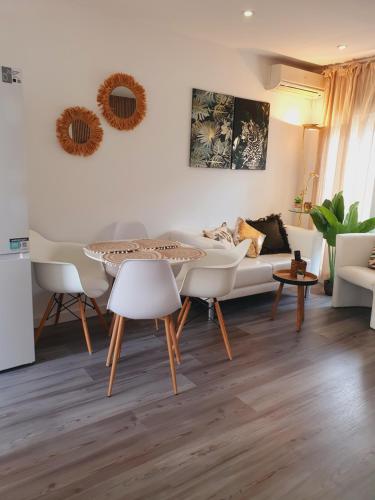 Χώρος καθιστικού στο Apartamento Cambrils!!!