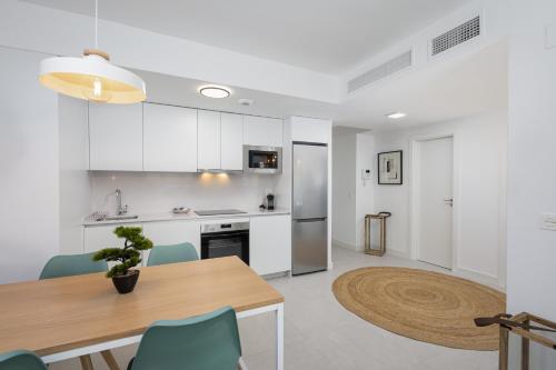 Køkken eller tekøkken på URBAN COMFORT - Pool & Parking