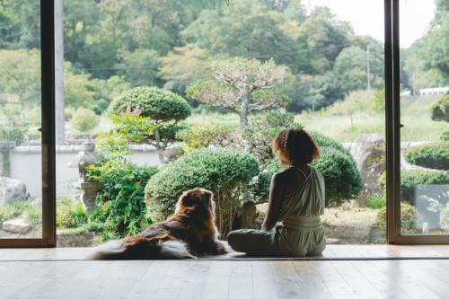 Κήπος έξω από το villa Like hiroshima 愛犬と泊まれる一棟貸し