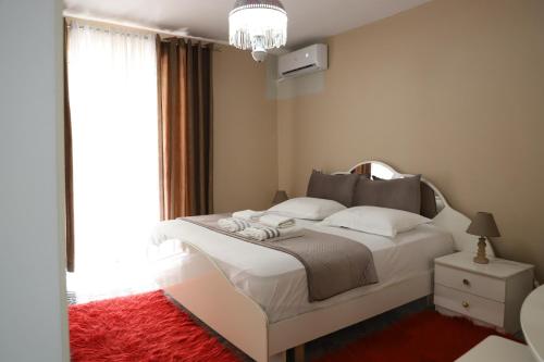 Robert Apartament Center