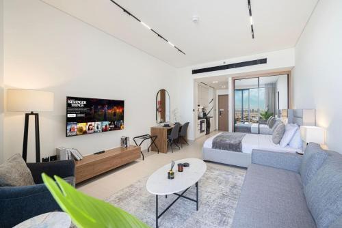 New Studio in Business Bay with private Jacuzzi
