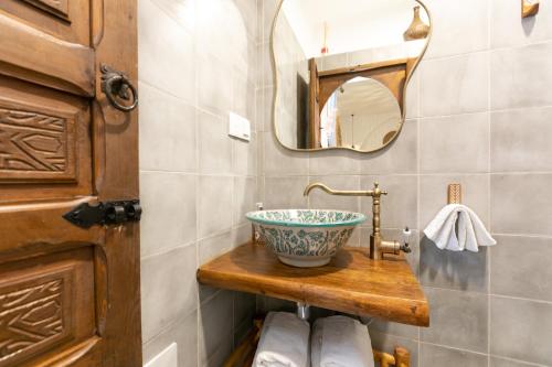Bilik mandi di Riad Lamalika