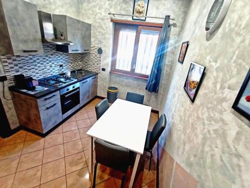 Top Apartments Roma 1 Metro A Free Parking