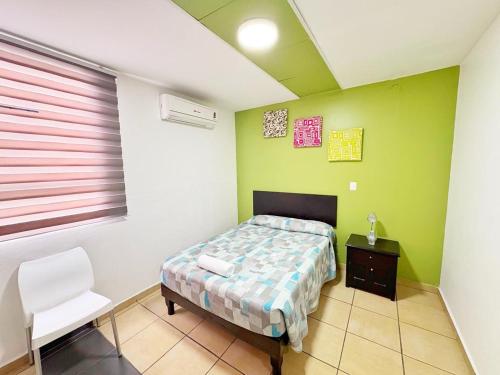 Postel nebo postele na pokoji v ubytování Hotel Plazha Express