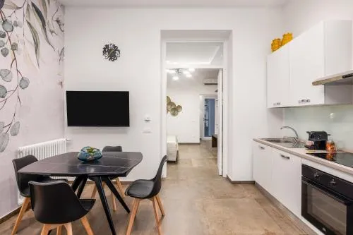 Casta Diva Fervore Apartments Self Check-in photo 3