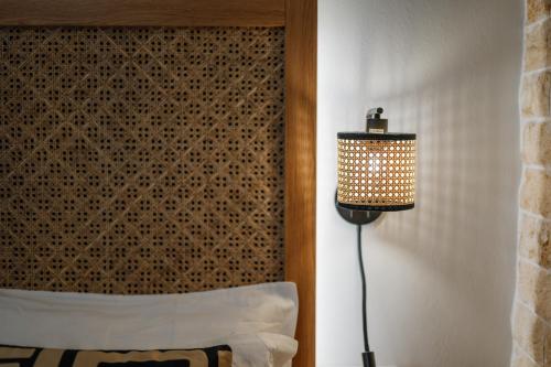 Postel nebo postele na pokoji v ubytování Sea Breeze Hotel & Apartments