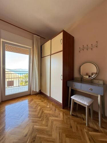 4-Bedroom Lux Apartment with Amazing Scenery