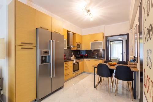 Cozy 2 Bedroom Apartment Gaia by Philoxenia