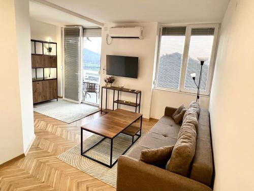 Harmony Suite 32